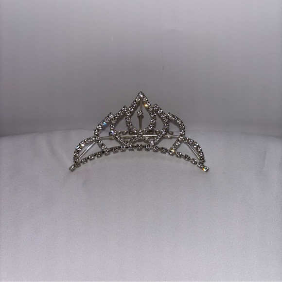 Small Silver Tone Crystal Hair Comb Tiara for Special Occasions - Picture 1 of 3